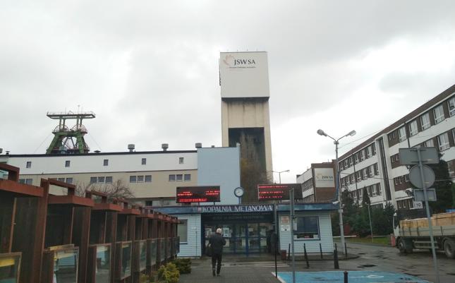 Zofiówka dominuje nad wschodnią częścią miasta. To nie tylko zasługa kopalni, ale także i stojącej zaraz obok niej elektrociepłowni należącej do PGNiG