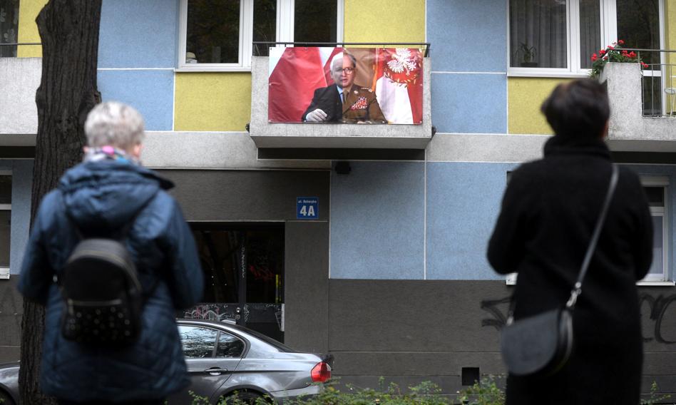 Kaczyński chciał, by policja stłumiła strajki kobiet? KO żąda informacji od szef MSWiA