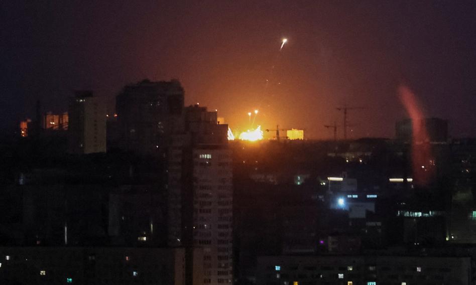 Seria wybuchów w Kijowie. Trwają walki na lewym brzegu Dniepru