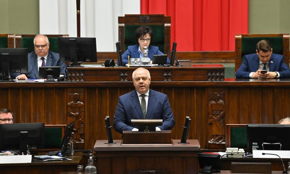 Sasin: Mamy dzisiaj najtańsze paliwo w Europie