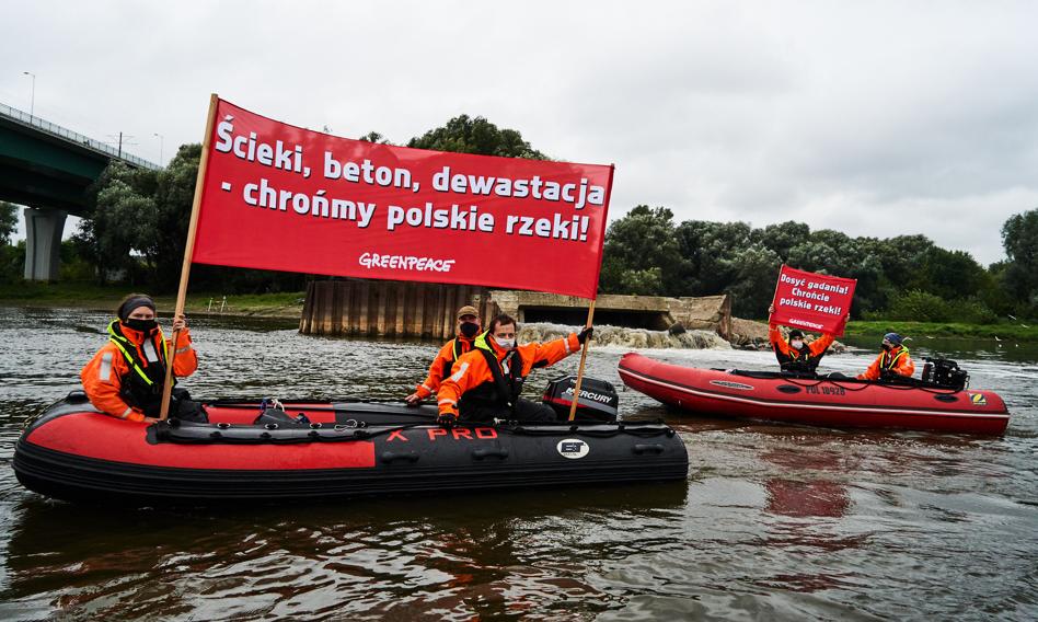 Protest Greenpeace na Wiśle m.in. w sprawie "Czajki"