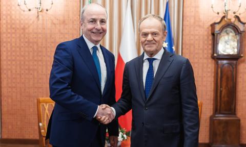 Tusk zachęca Irlandię do kopiowania polskich rozwiązań paliwowych: Daję licencję