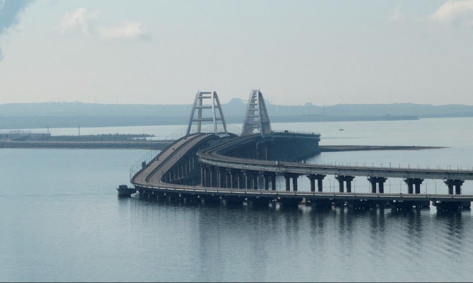 Trwa budowa linii kolejowej łączącej Mariupol z Rosją. Most Krymski nie jest już bezpieczny?