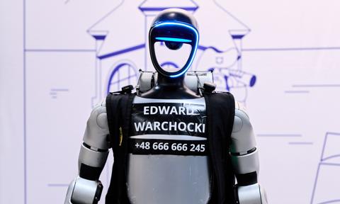 Chiński robot w wojskowym porcie. Tomczyk: Komuś zabrakło ostrożności