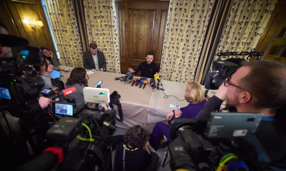 Zełenski: Ukraina nie potrzebuje mediacji w rozmowach pokojowych