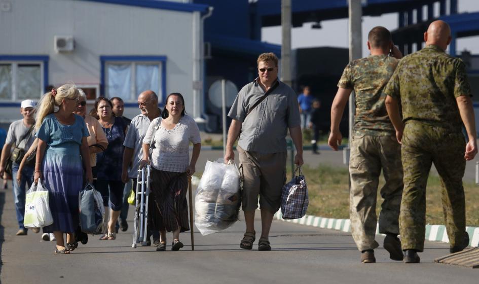 Предоставление иностранным гражданам политического убежища. Политический беженец. Убежища для беженцев в России. Территориальное убежище. Политические беженцы в России.