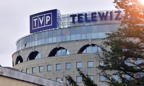 Dekada przerwy pomiędzy polityką i TVP? Nowa ustawa medialna niczym lex Kurski