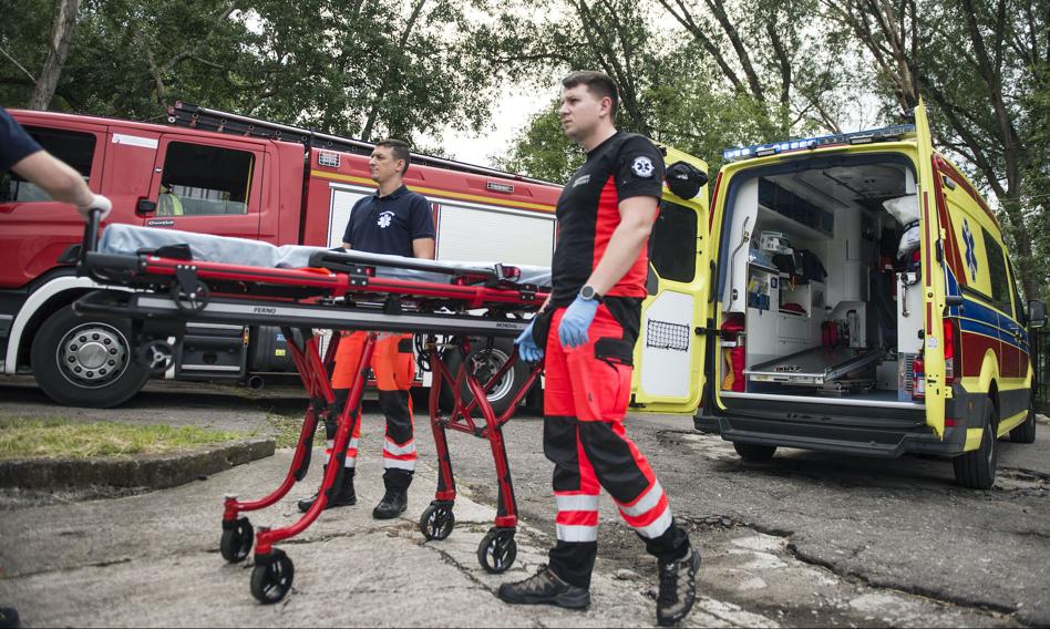 Praca od ręki? Tak, ale tylko w tych zawodach. To oni wygrają na rynku w 2025 r.