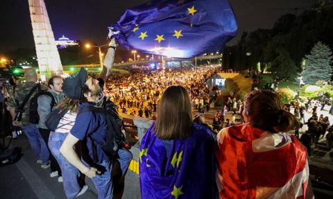 Gruzini nie chcą Moskwy w Tbilisi. Kolejny dzień protestów