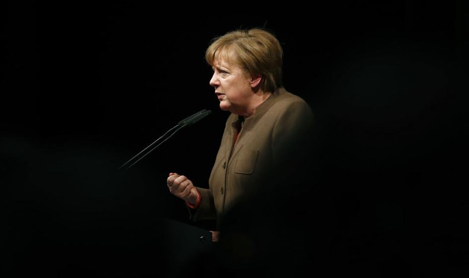 Merkel: Sprawcy zamachów wrogami wartości europejskich