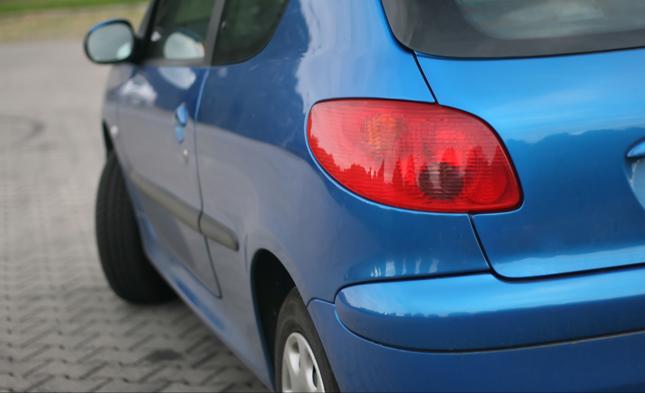 Zaniżanie wartości pojazdu przed szkodą - jedna z częściej odnotowywanych praktyk
