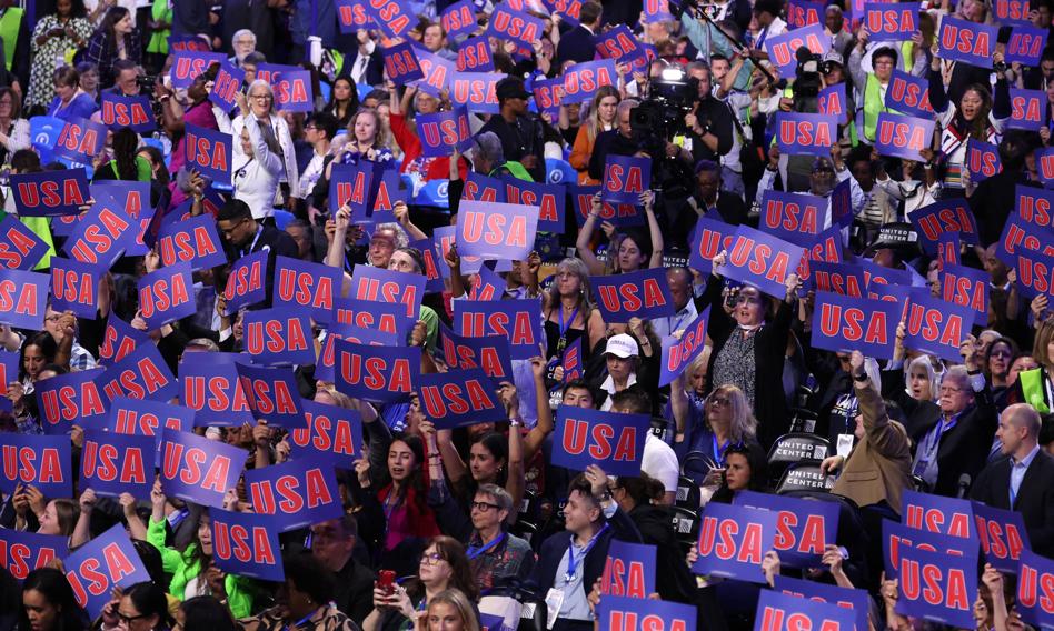 Demokraci na konwencji w Chicago domagali się zamknięcia Trumpa