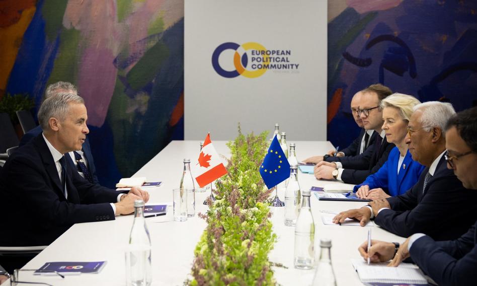 Premier Kanady uderza w USA i stawia na Europę. „Świat przechodzi załamanie”
