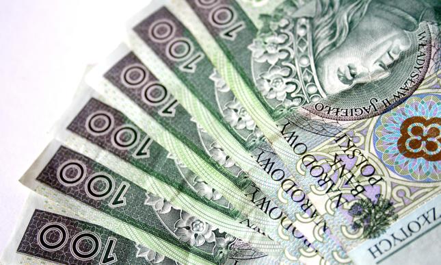 Waluty regionu stracą wiatr w żagle - Bankier.pl