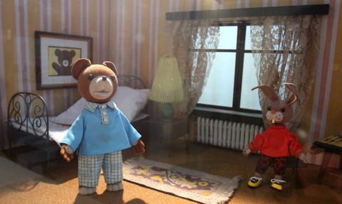 Miś Uszatek i Colargol wracają do Se-Ma-fora. Policja zabezpieczyła 20 pudeł z bezcennymi lalkami