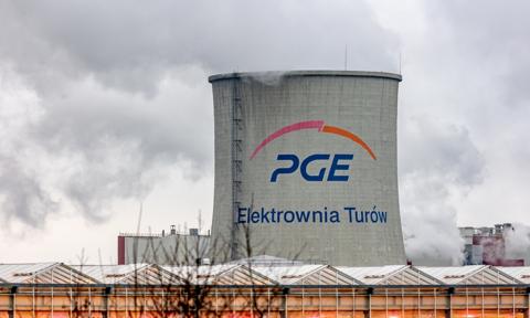 PGE przejmuje PKP Energetyka. "Strategiczne podmioty wracają w ręce państwa"