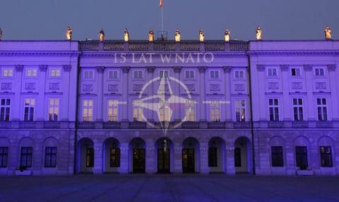 NATO nie dostarczy broni na Ukrainę