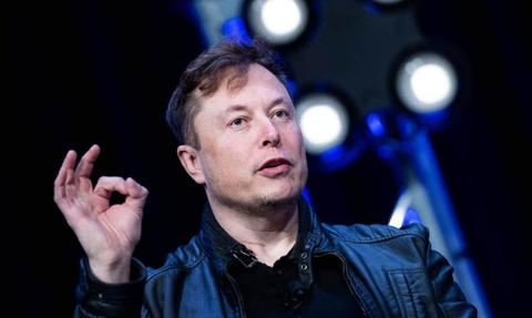 Elon Musk znów chwali "Cyberpunka". Akcje CD Projekt w górę