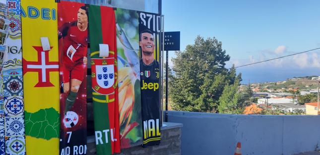 Ronaldo jest na Maderze, skąd pochodzi, prawdziwym symbolem sukcesu
