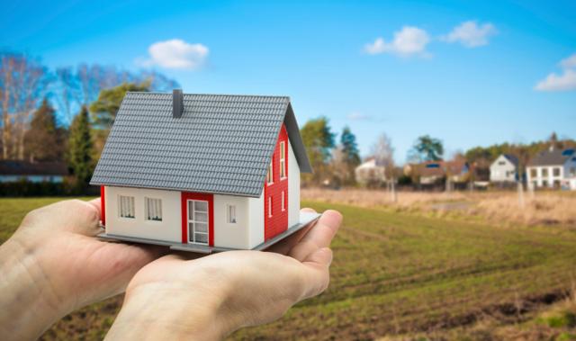 Budowa domu a dostęp do drogi publicznej