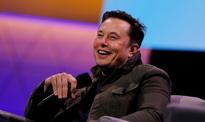 Musk: Akcje Tesli zbyt drogie. Kurs w dół