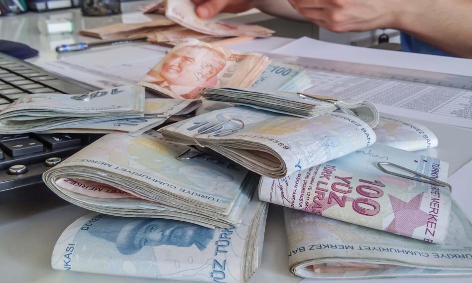 Turcy przycisnęli stopami. 50% to już nie przelewki