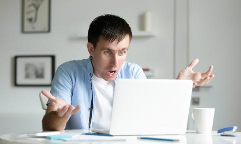 Wstyd boli bardziej niż strata pieniędzy. Co naprawdę przeżywają ofiary cyberoszustw?
