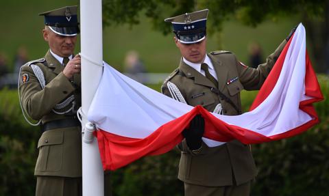 „Te pieniądze już czekają”. Polska sfinalizuje umowę na pożyczkę SAFE