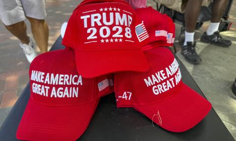 Ekspert: Jest sposób, żeby Trump ubiegał się o trzecią kadencję