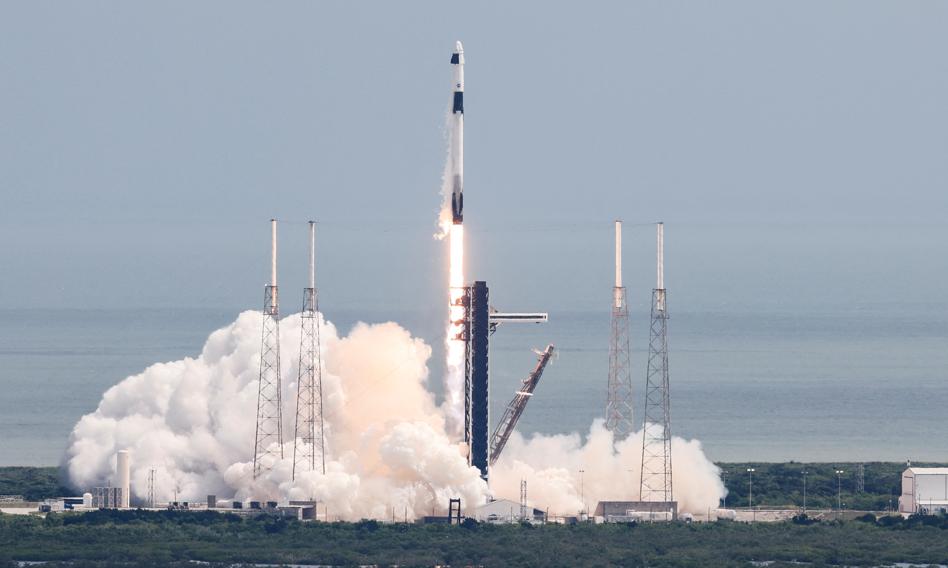 Na orbitę ruszyła rakieta, którą po 8 miesiącach na Ziemię ma wrócić dwoje astronautów