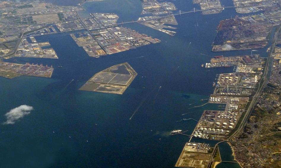 Największy port morski sparaliżowany. Doszło do cyberataku?