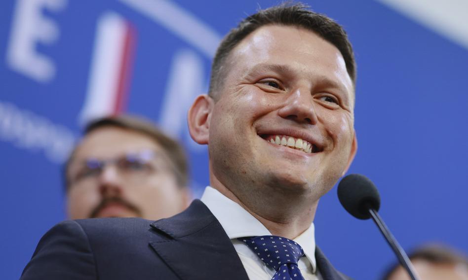 13 mln zł w bitcoinie, stół za 12 tys. zł i akcje. Oto oświadczenie majątkowe Sławomira Mentzena