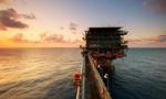 Ceny ropy spadają przed decyzją OPEC+