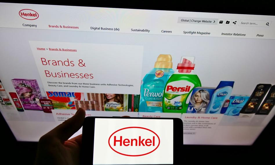 Henkel zwalnia i zamyka zakład, a turyści boją się wojny i odsprzedają wycieczki do Egiptu i Turcji