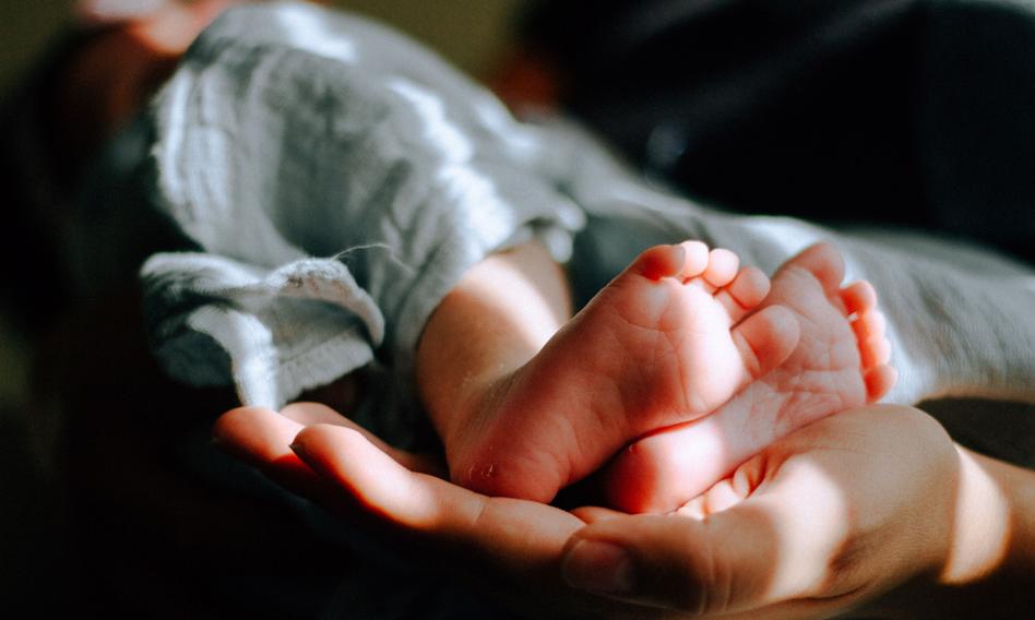 Dania i Norwegia wstrzymały adopcje zagraniczne po doniesieniach o kupowaniu dzieci
