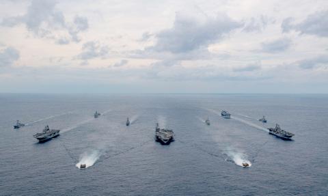USS Abraham Lincoln na Bliskim Wschodzie. Trump wysłał "potężną armadę" na Iran