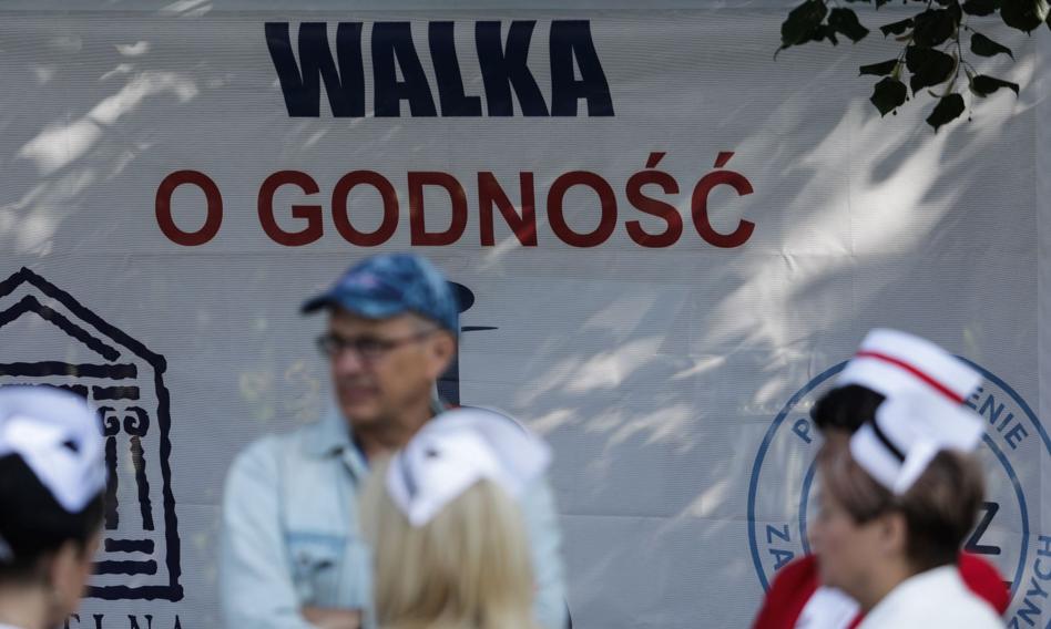 Pielęgniarki z Krakowa złożyły 500 spraw przeciwko szpitalowi w sprawie wynagrodzeń