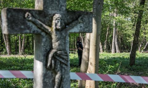 Ministra kultury Ukrainy weźmie udział w pochówkach pomordowanych. "To głęboki gest szacunku"