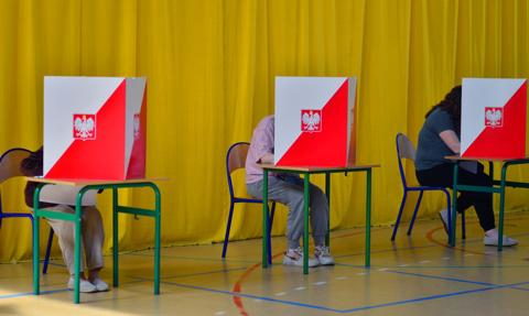 Wyjeżdżasz w trakcie wyborów? Możesz głosować poza miejscem zamieszkania