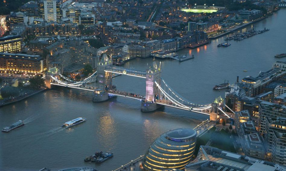 Mieli go deportować, a omyłkowo go wypuścili. „Na drogę” dostał 500 funtów