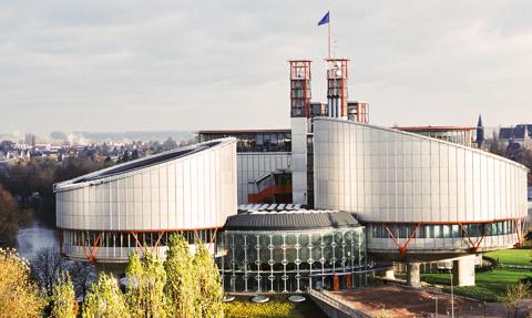 ETPCz: Rosja winna tortur i nieludzkiego traktowania opozycjonisty
