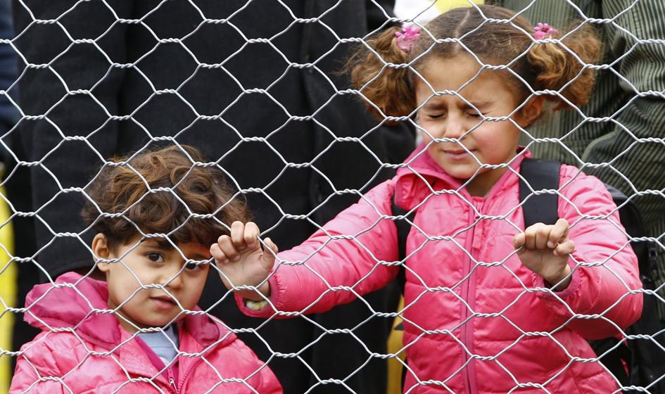 Hiszpania zanotowała znaczny wzrost liczby małoletnich imigrantów bez opieki