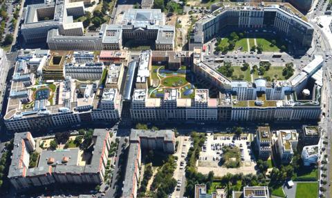 Luksusowe nieruchomości na "bunkrze Hitlera". Kontrowersyjna inwestycja w Berlinie