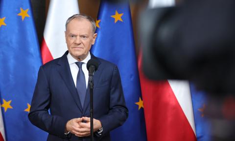 Rząd omija weto prezydenta. Uchwała przyjęta, ministrowie mogą zawierać umowy