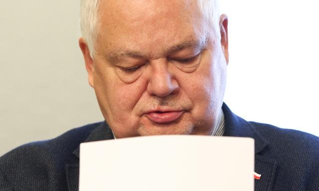 Burza po konferencji NBP ws. zarobków