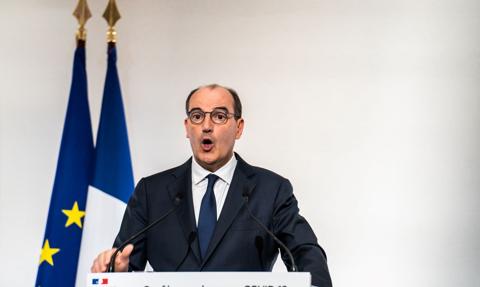 We Francji od poniedziałku obowiązywać będzie paszport szczepionkowy