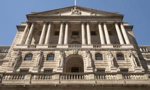 Bank Anglii nie obniżył stop procentowych. Cięcia chciało dwóch „dysydentów”