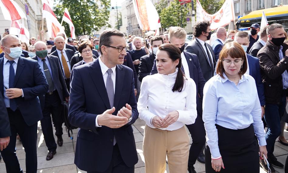 Cichanouska na Krakowskim Przedmieściu: "Swieta prezydent", "żywie Biełaruś"