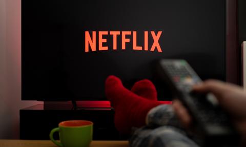 Netflix utrudni współdzielenie konta wraz ze znajomymi? „Zapytaj mnie później”