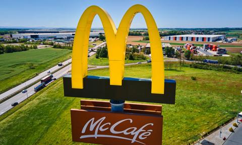 Parkingi-widmo pod McDonald's. Zapłacisz, ale dowiesz się o tym po pół roku